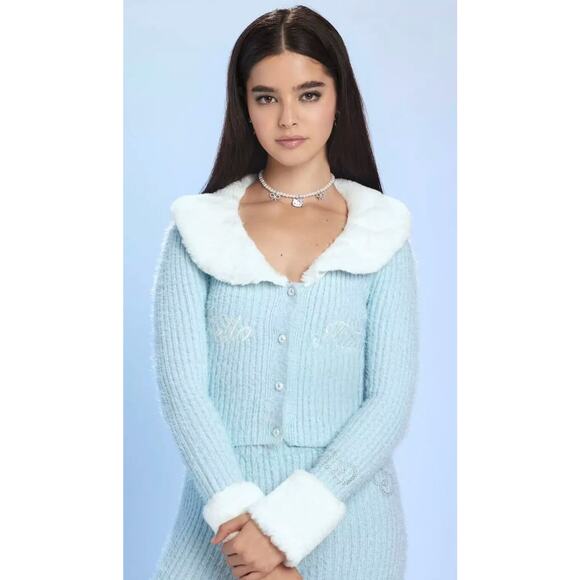 Hello kitty XS Forever21 snow baby sweater faux fur baby blue - Picture 1 of 11